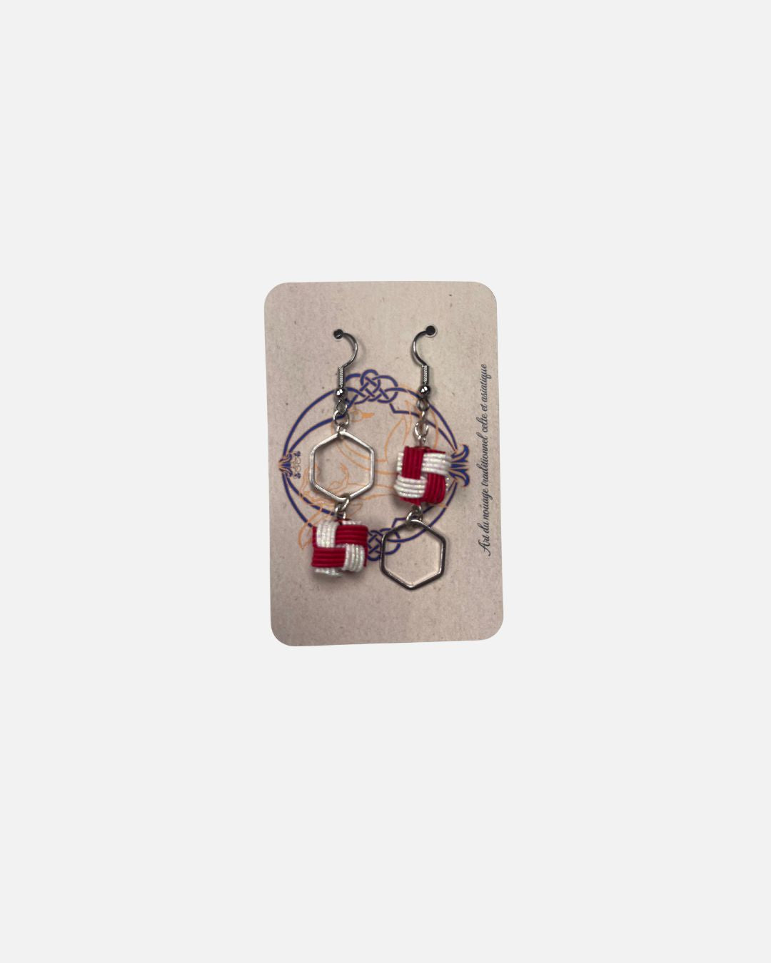 Boucles d'oreilles asymétriques mizuhiki