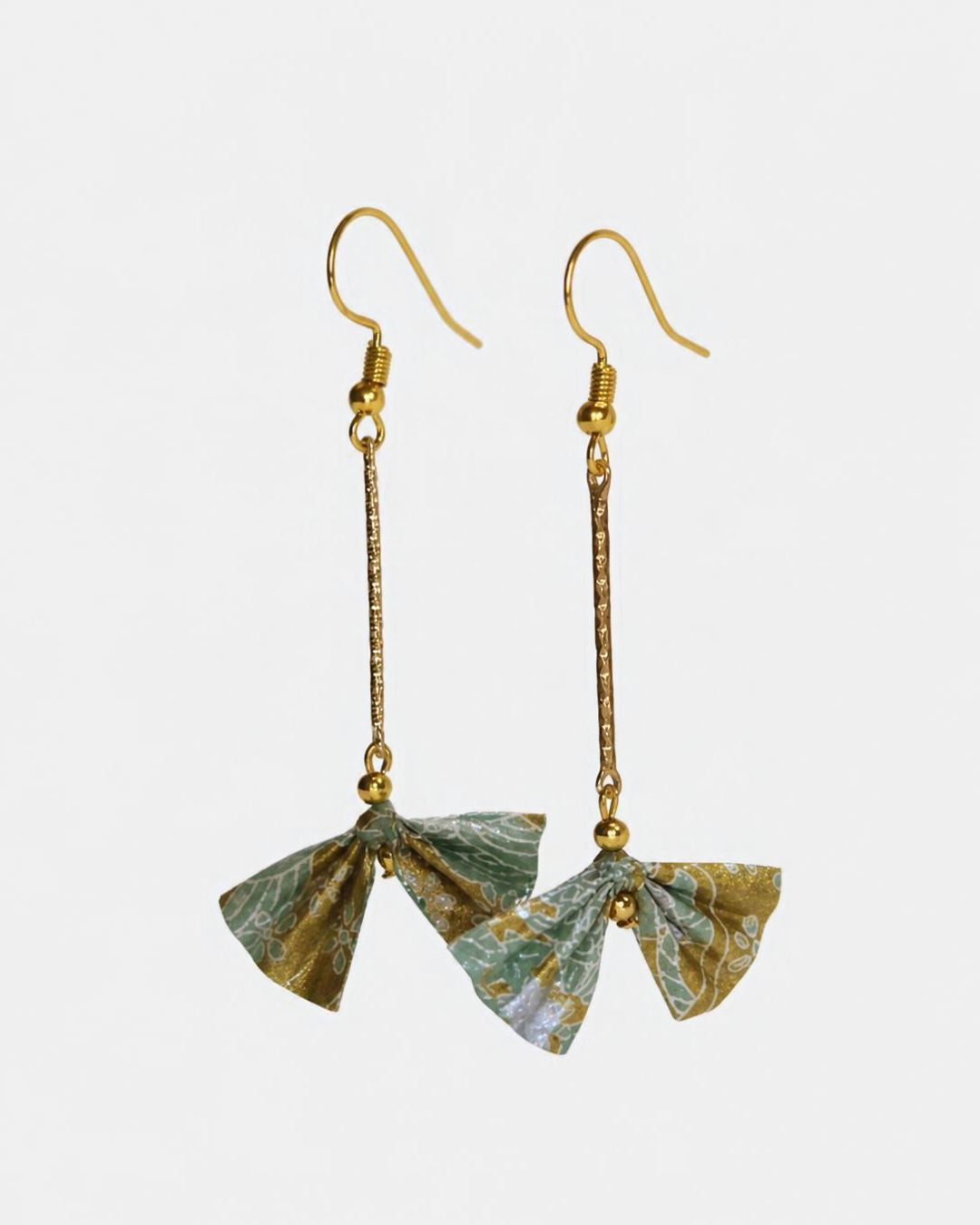 Boucles d'oreilles ruban en origami