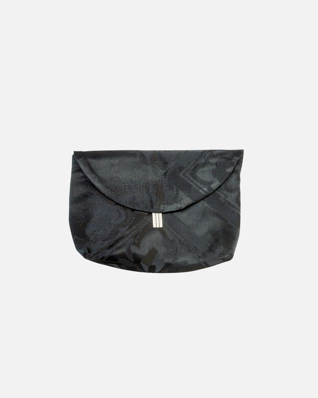 Pochette à rabat upcyclée en tissu traditionnel japonais